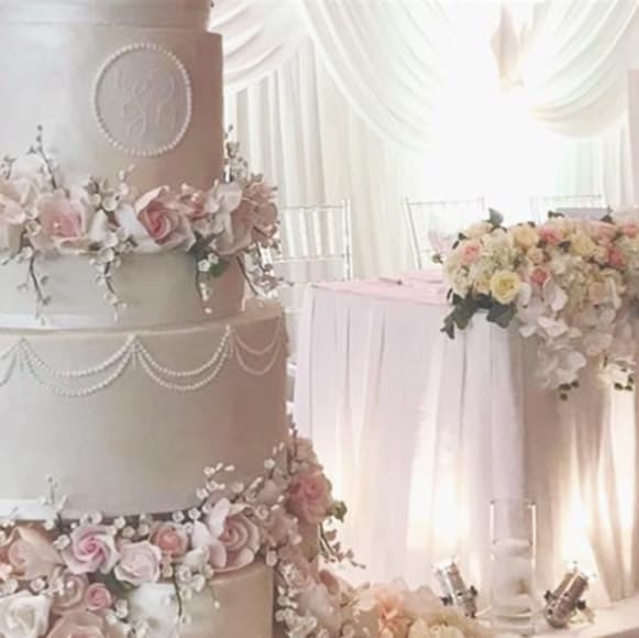 Свадебный торт